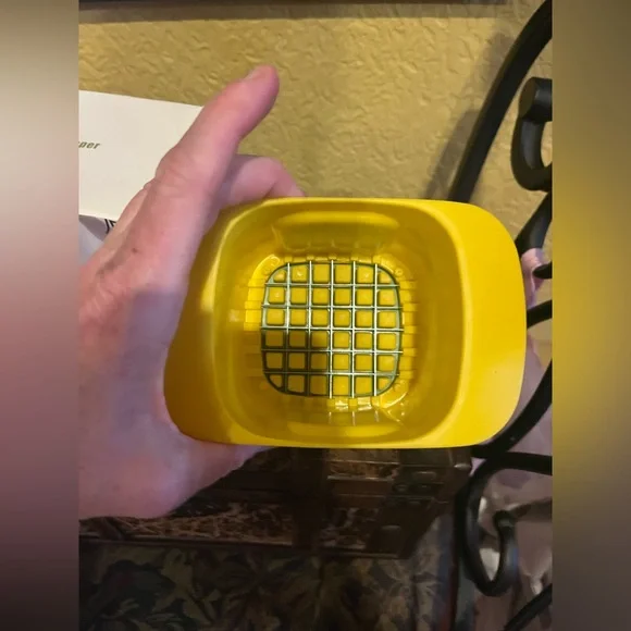 NIB Manual Vegetable Chopper & Slicer - Picture 4 of 8